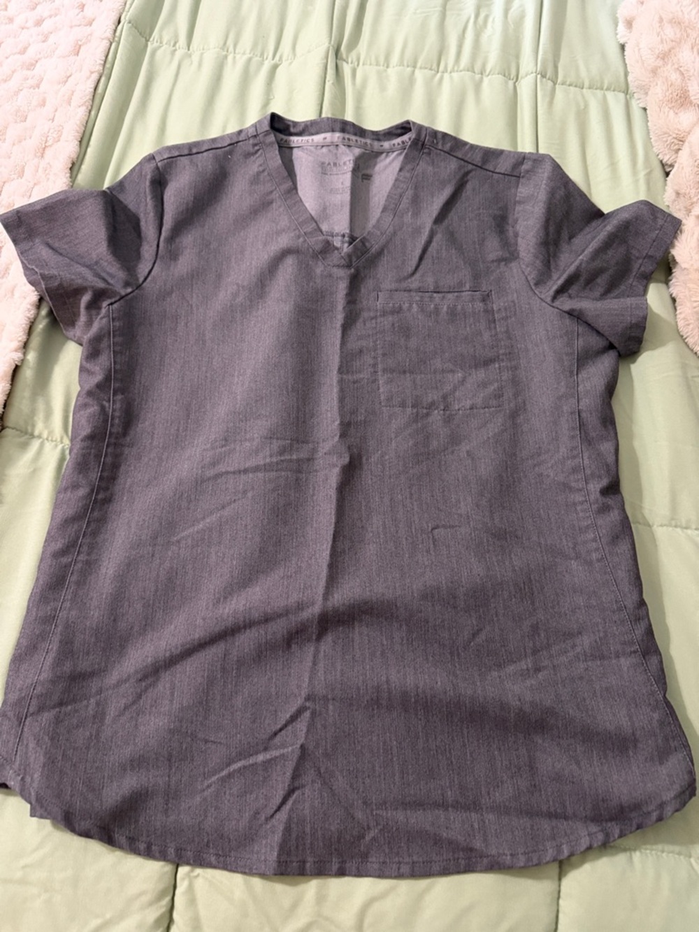 Fabletics Gray Women's Scrub Sets - Picture 4 of 6